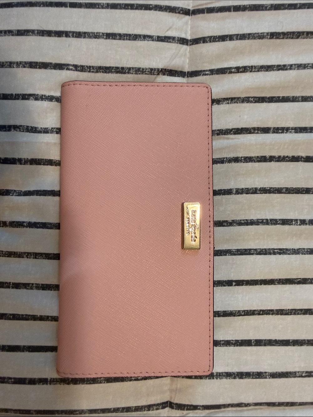 Kate Spade Women's Pink Saffiano Wallet - Stylish Compact Clutch